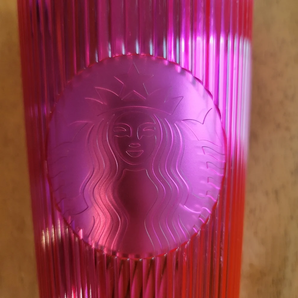 NWT Starbucks pleated magenta venti tumbler